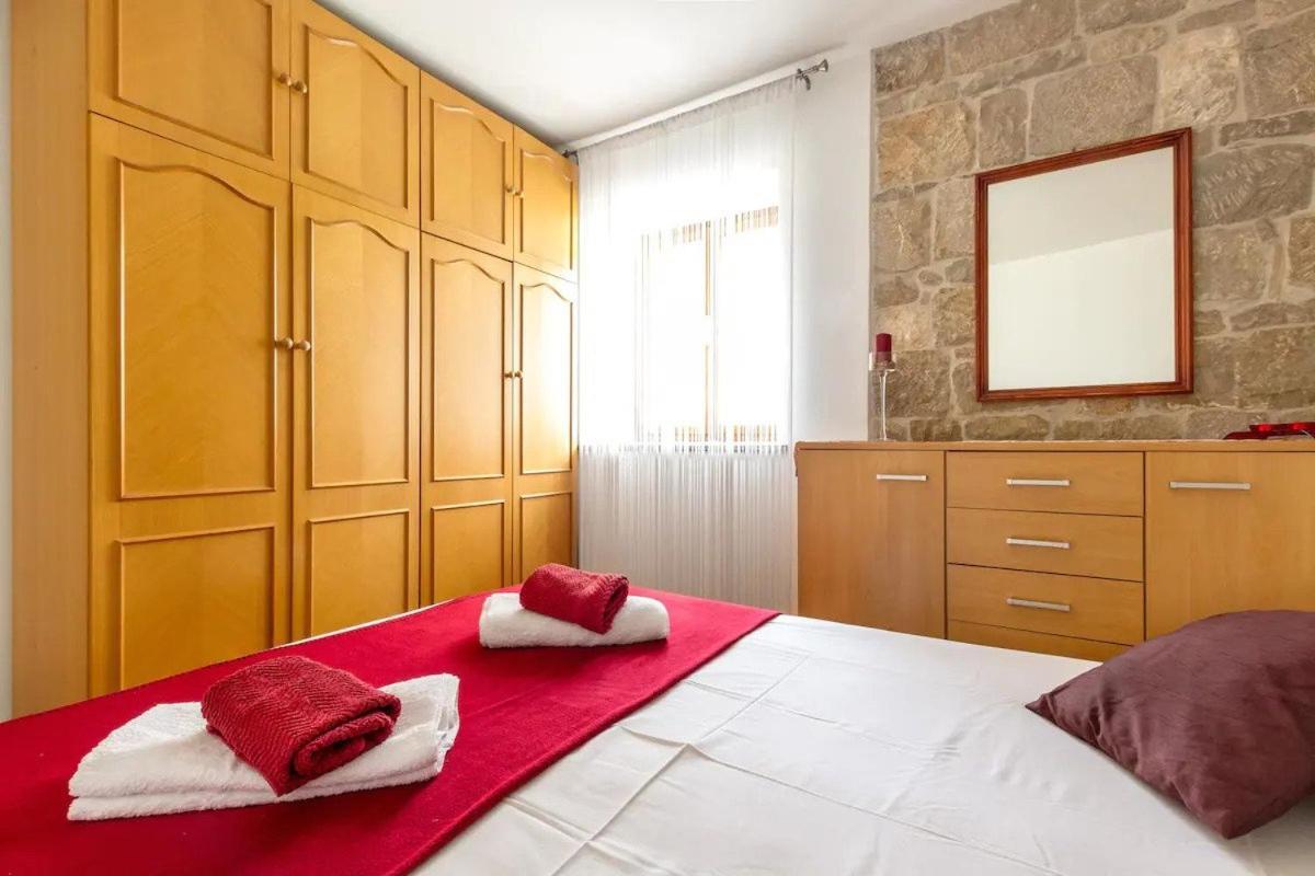 Aparrtment Terra- Combine Beach&Old Town Apartamento Split Exterior foto